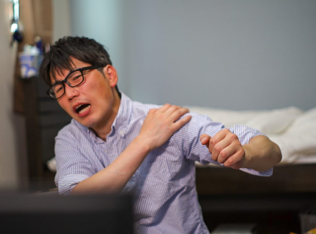 肩関節脱臼　上腕骨外科頚骨折　検査関節脱臼　肩関節周囲炎　石灰沈着性腱板炎