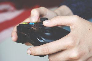 ゲーム　姿勢が悪い